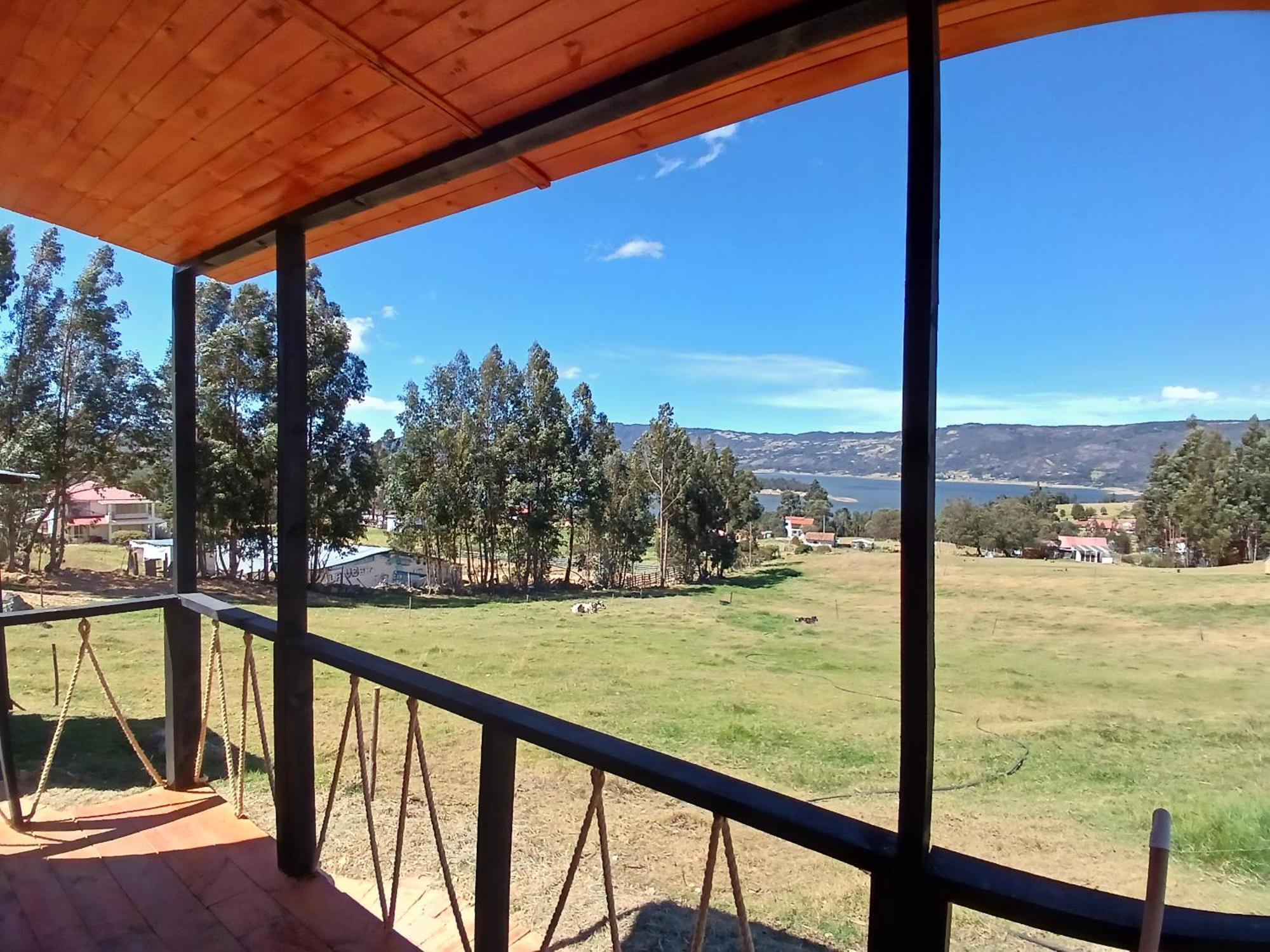 Cabanas Finca Las Acacias Гуатавита Экстерьер фото